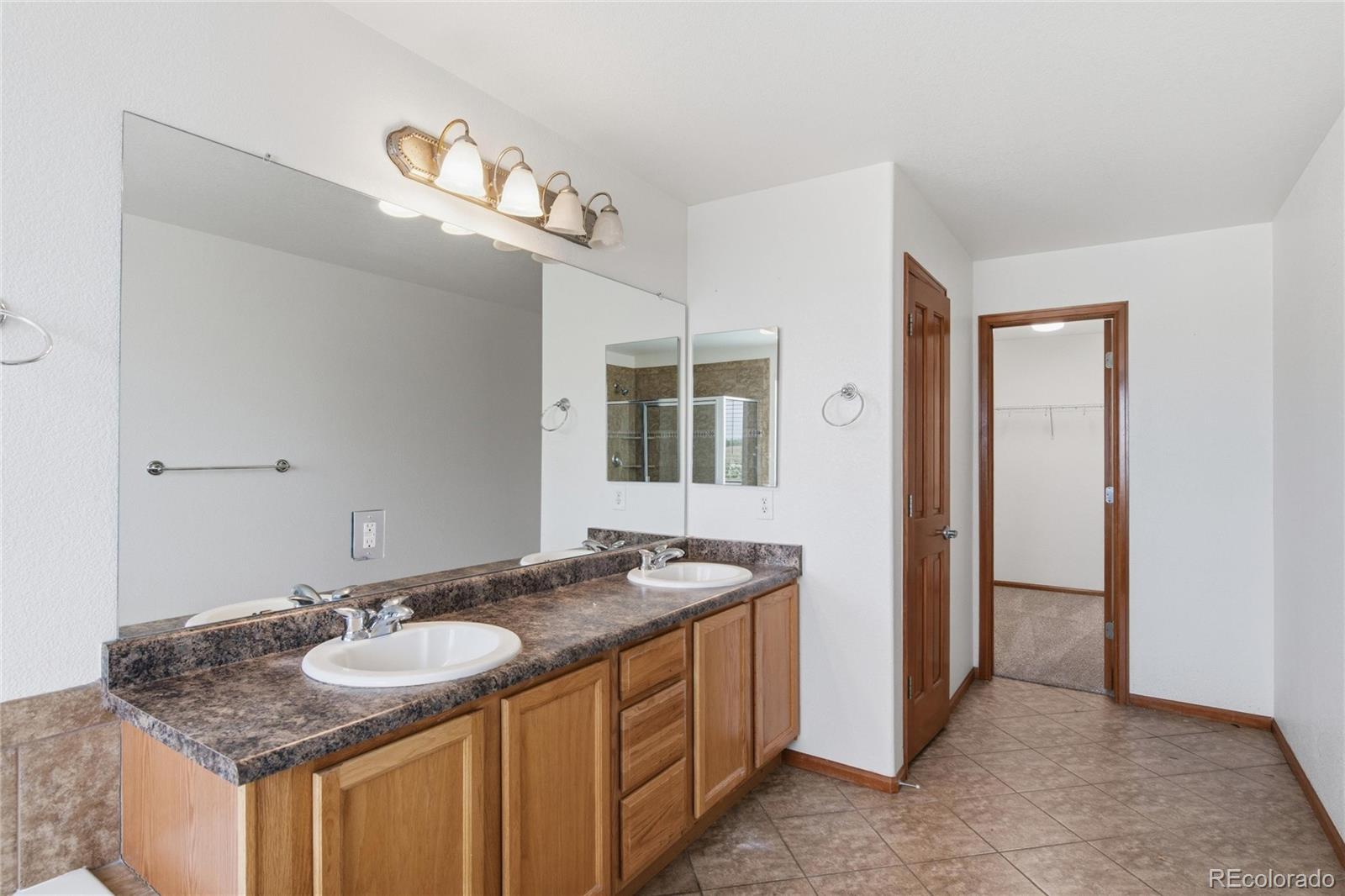 4300 Red Deer Trail