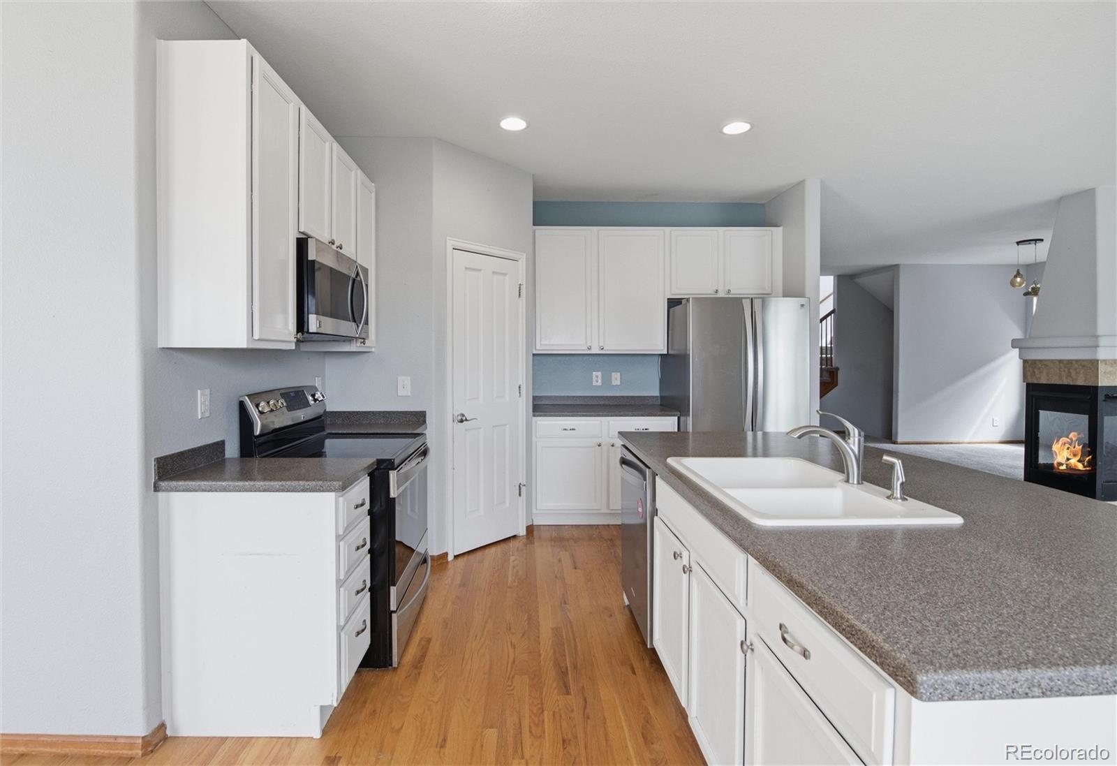 4300 Red Deer Trail