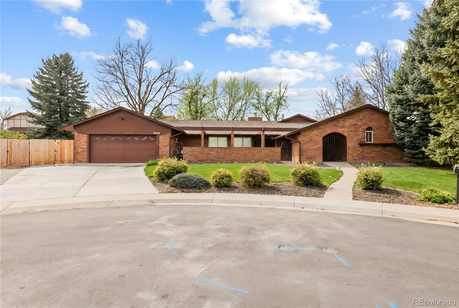 7840 W Friend Place