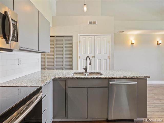 3070 W Prentice Avenue Unit: D