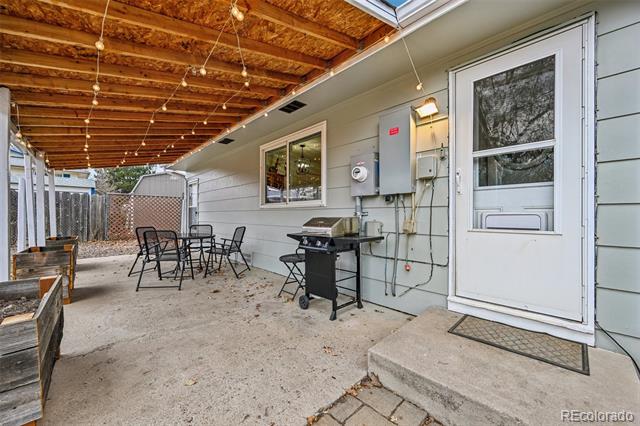 746 S Nile Way