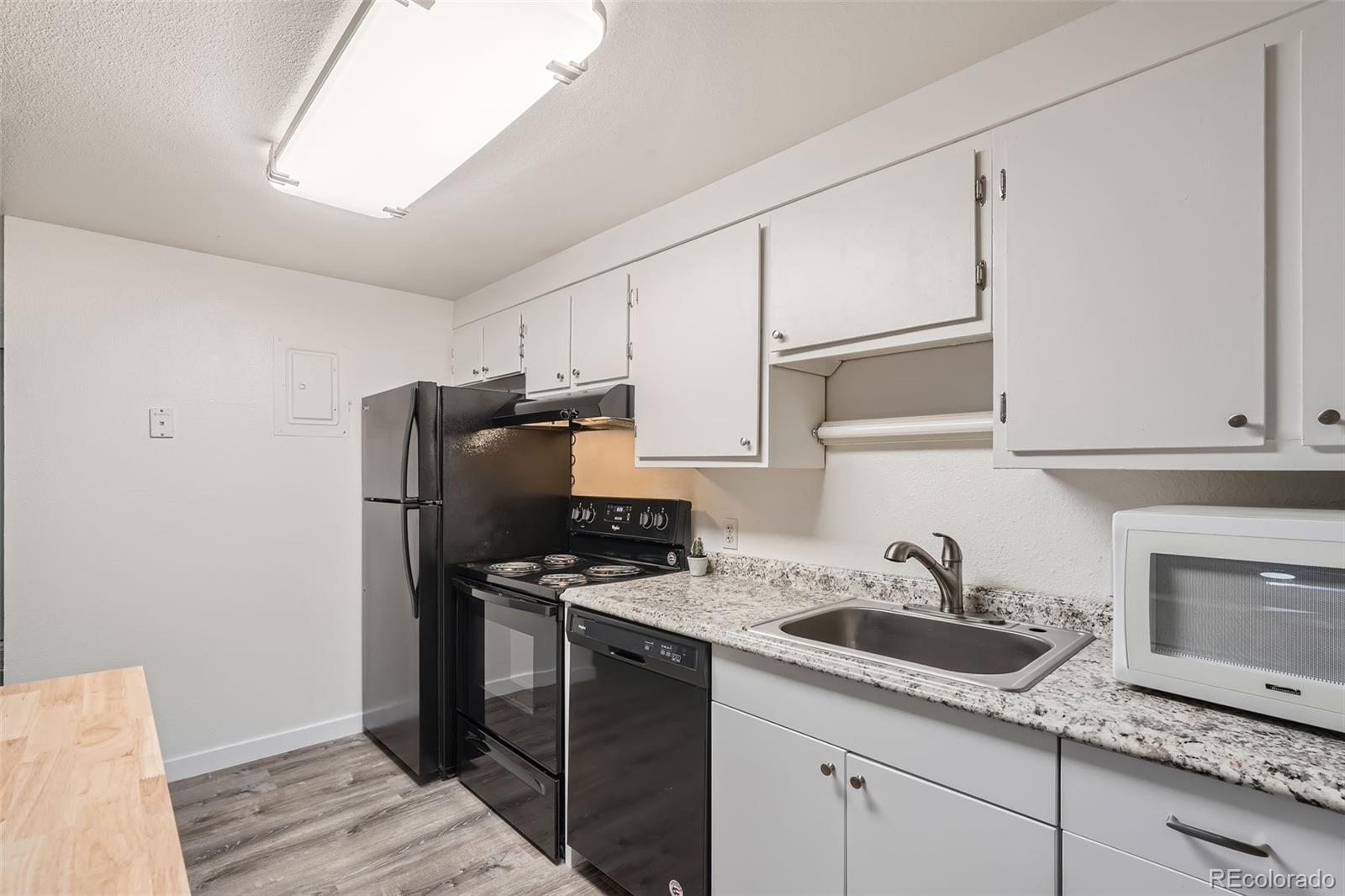 1612 Cottonwood Drive Unit: 2W