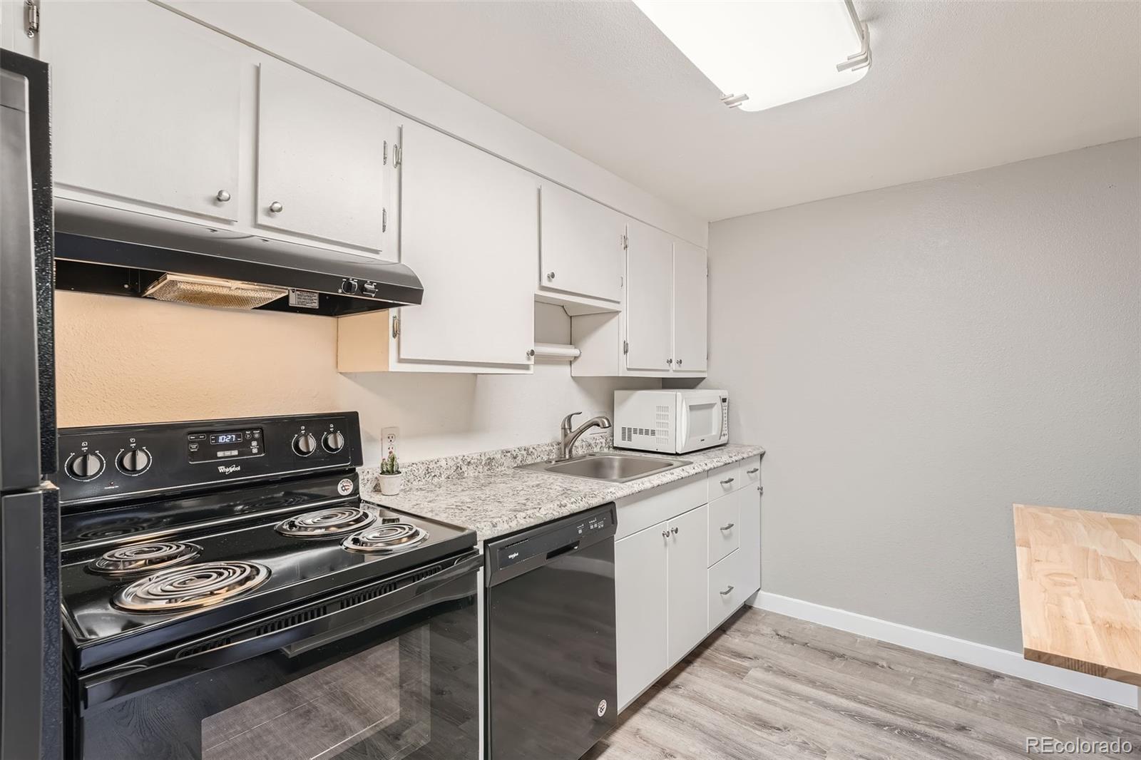 1612 Cottonwood Drive Unit: 2W