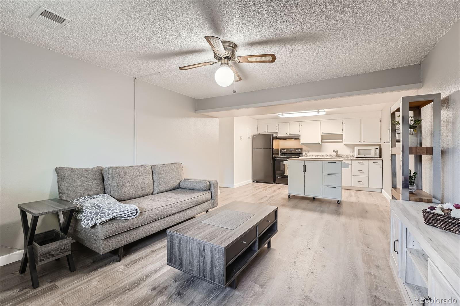1612 Cottonwood Drive Unit: 2W