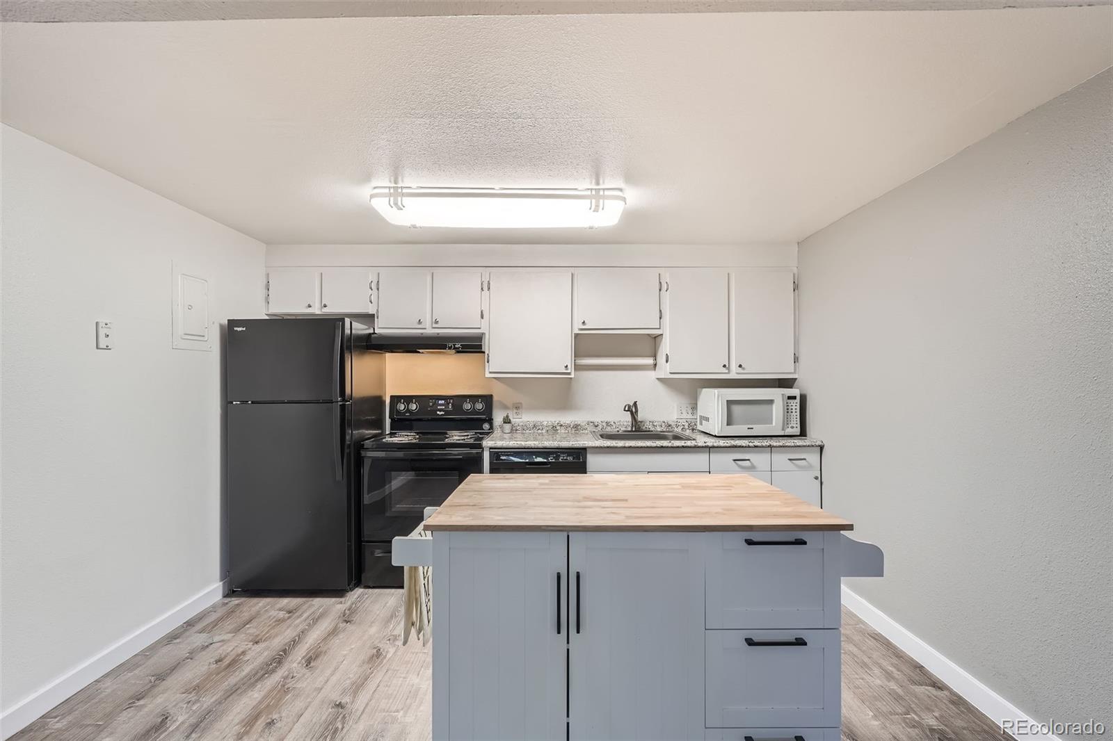 1612 Cottonwood Drive Unit: 2W