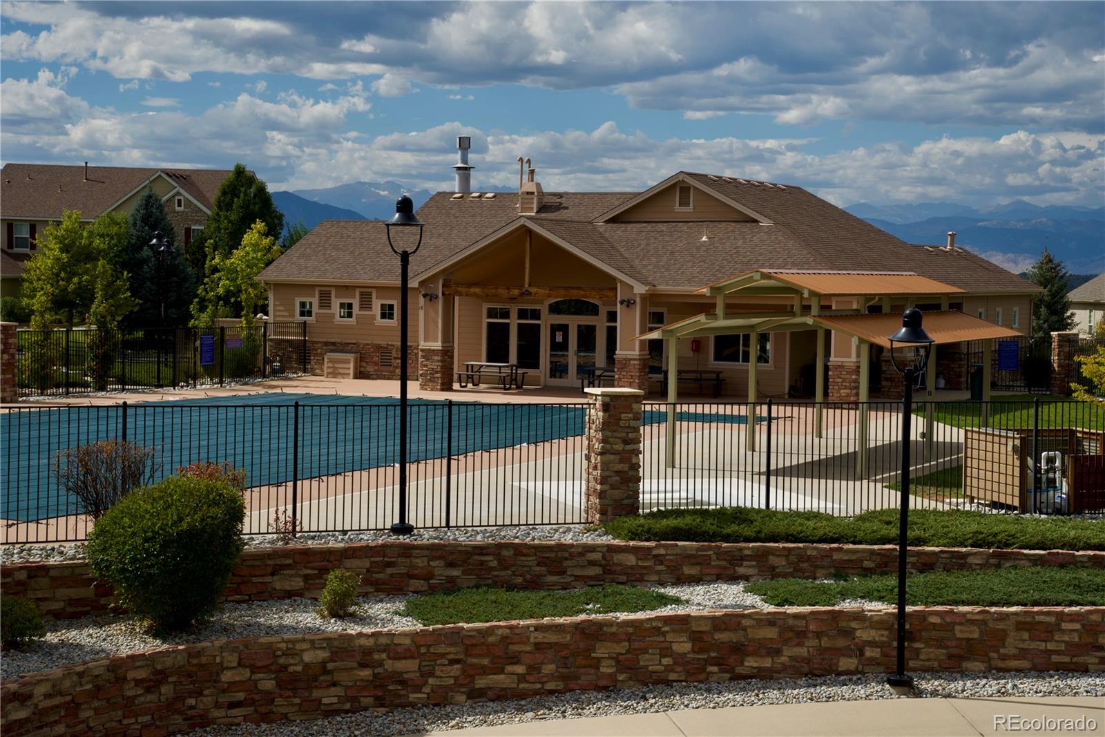 4892 Raven Run
