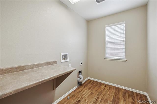 25466 E 4th Place