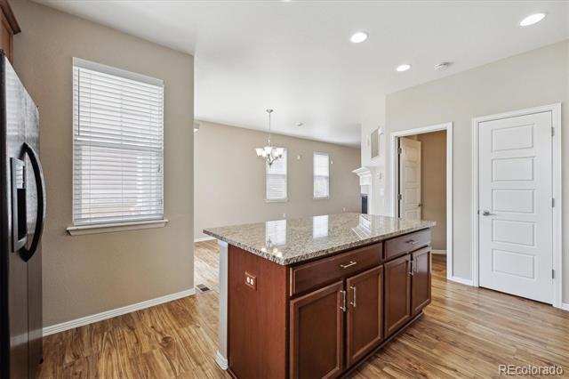 25466 E 4th Place