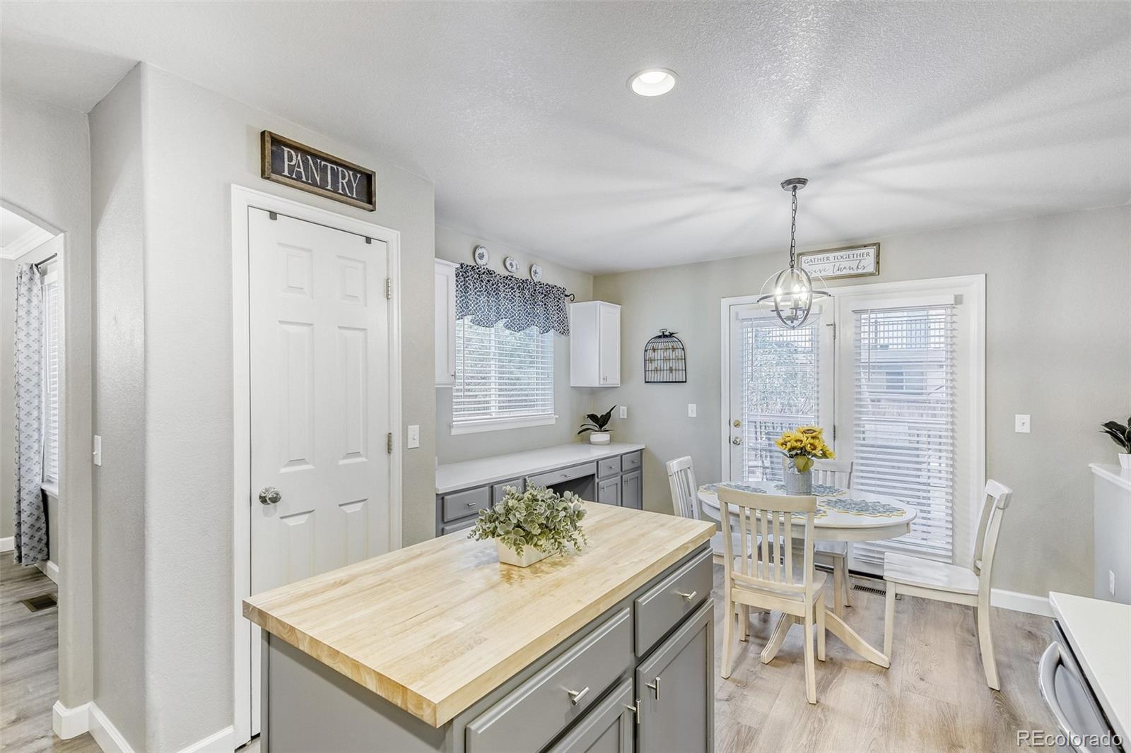 360 Kingbird Circle