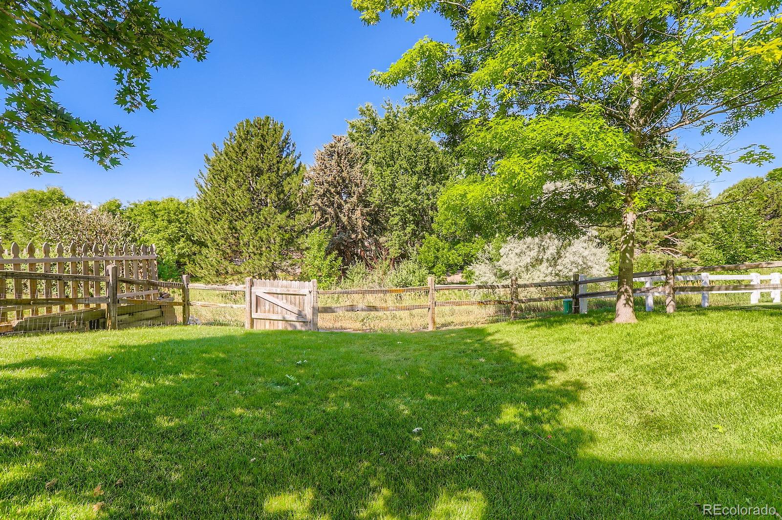 811 Brookside Drive