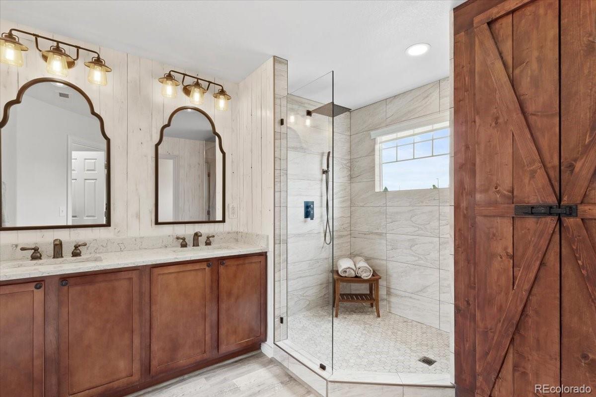 1906 Charbray Point
