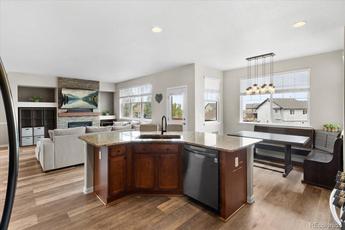 1906 Charbray Point