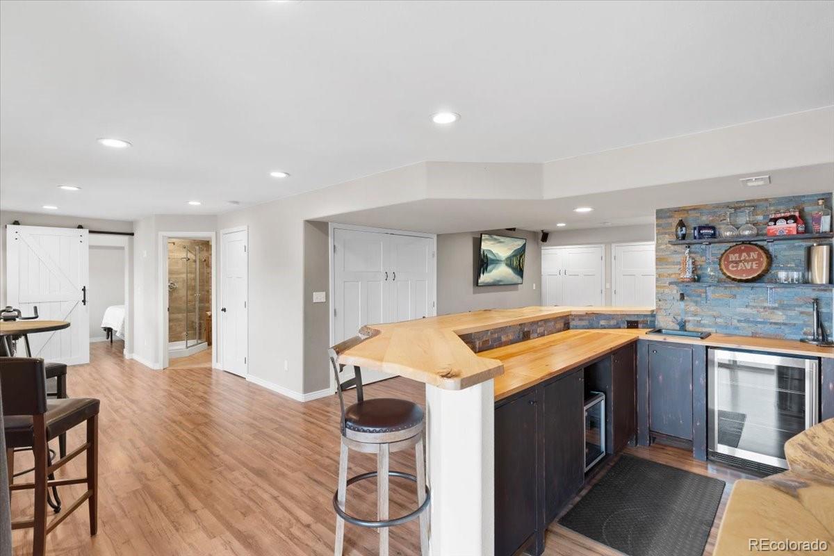 1906 Charbray Point