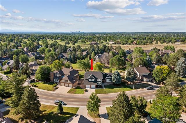 3637 E Euclid Avenue