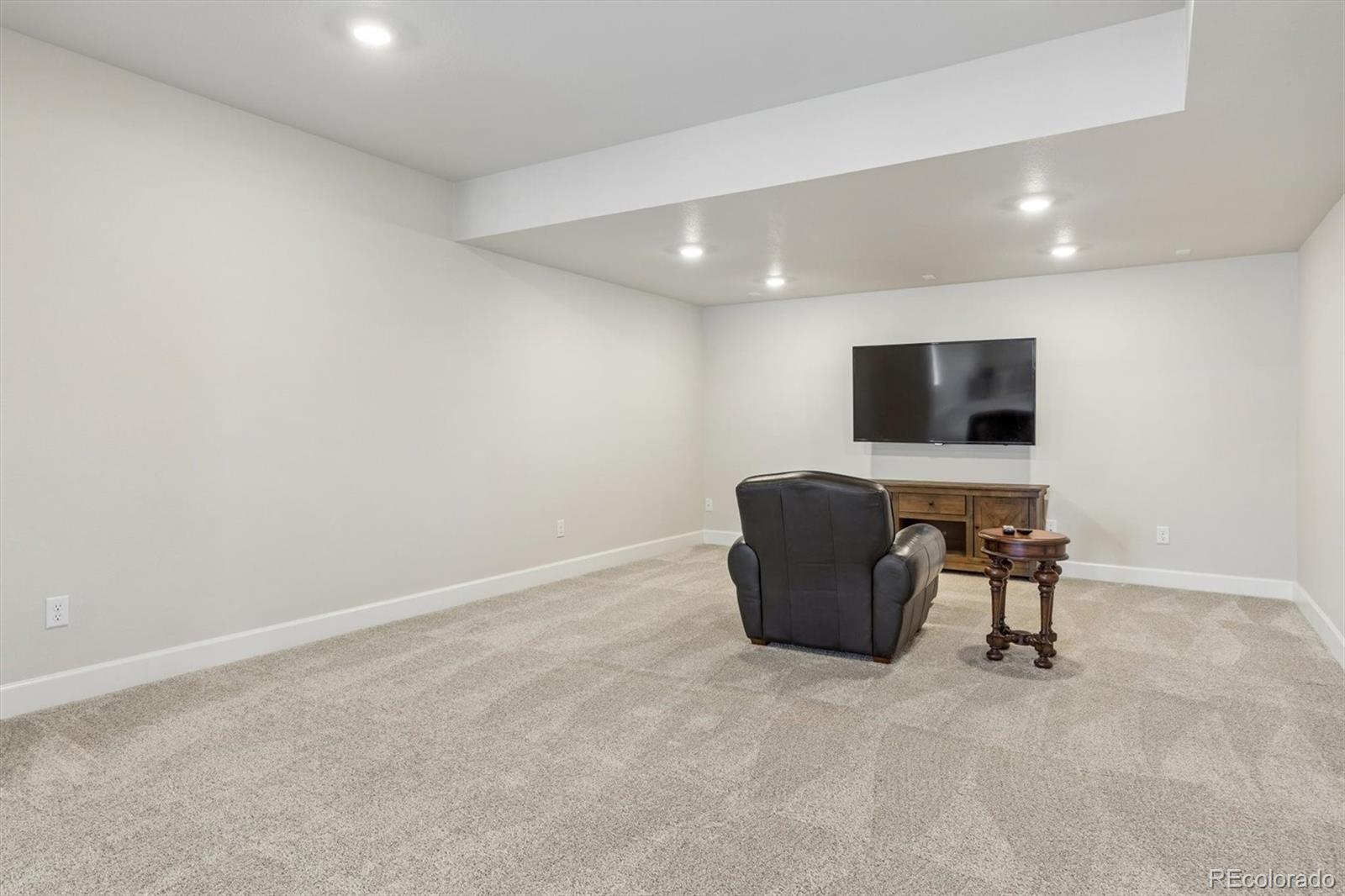 14307 Shasta Daisy Point