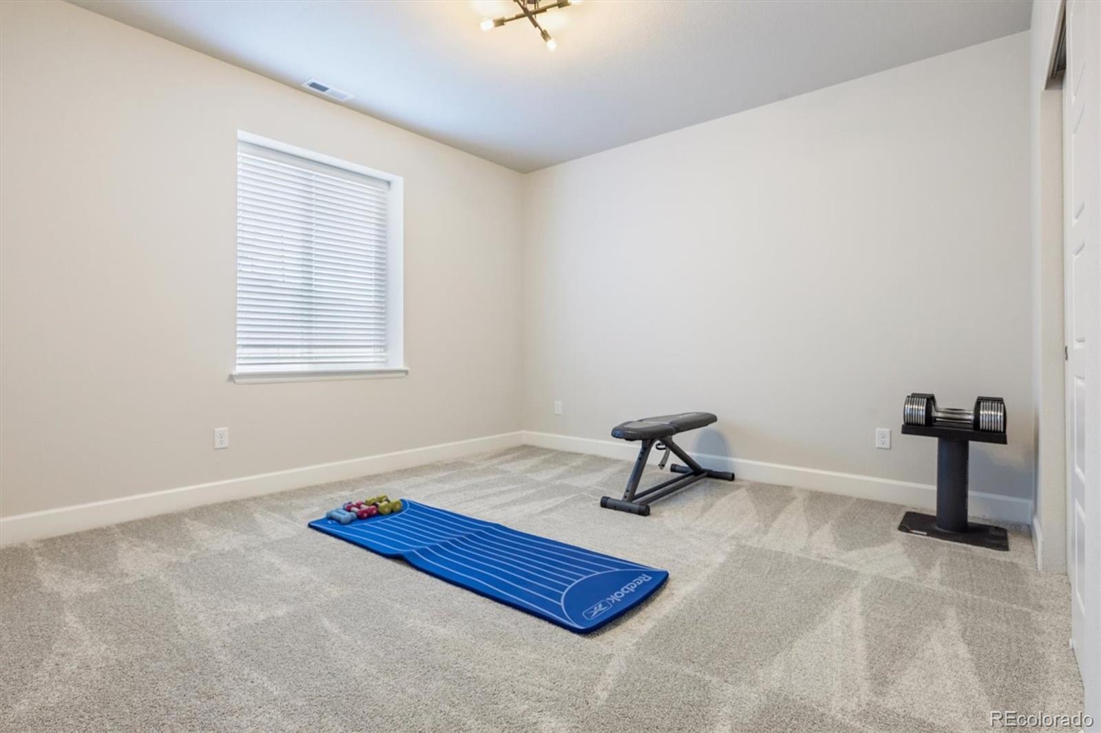 14307 Shasta Daisy Point