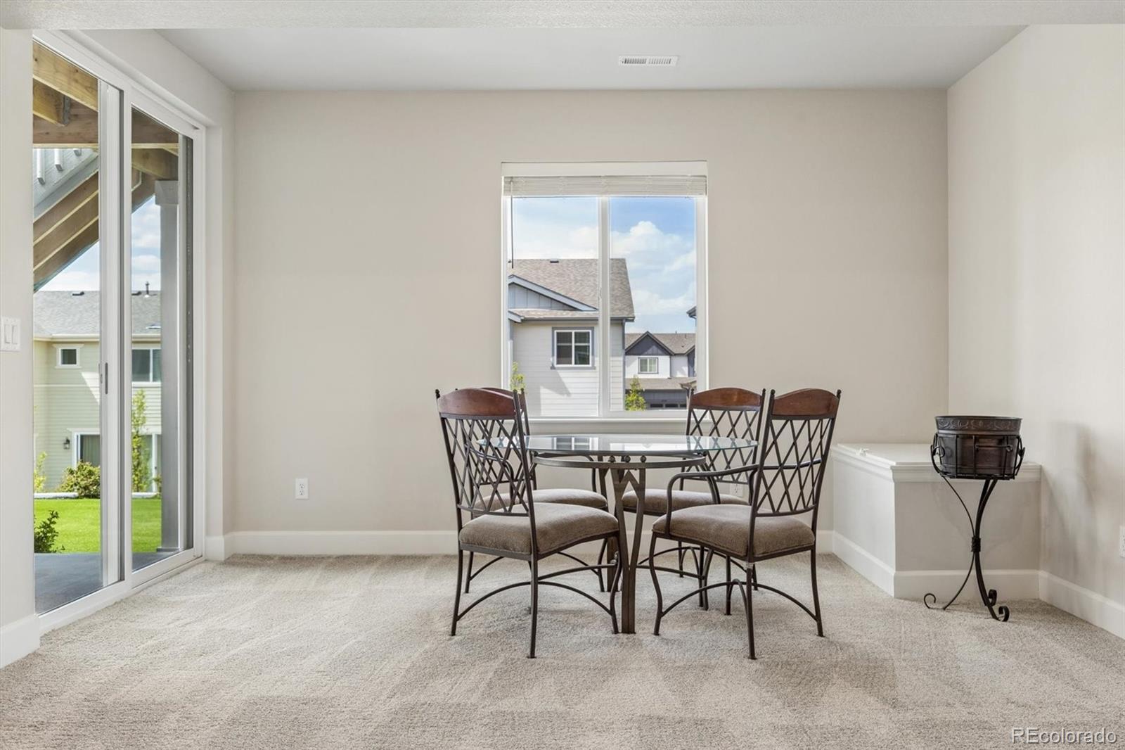 14307 Shasta Daisy Point