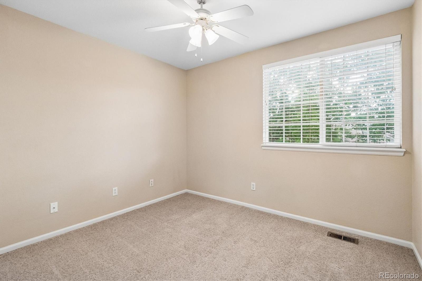 1407 Laurenwood Way