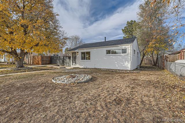 2655 S Knox Court