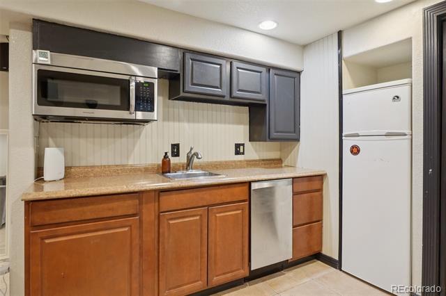 11035 W 26th Place