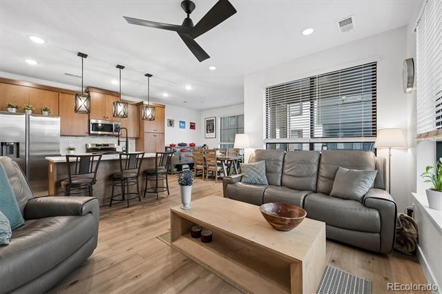 2064 S Holly Street Unit: 2-6