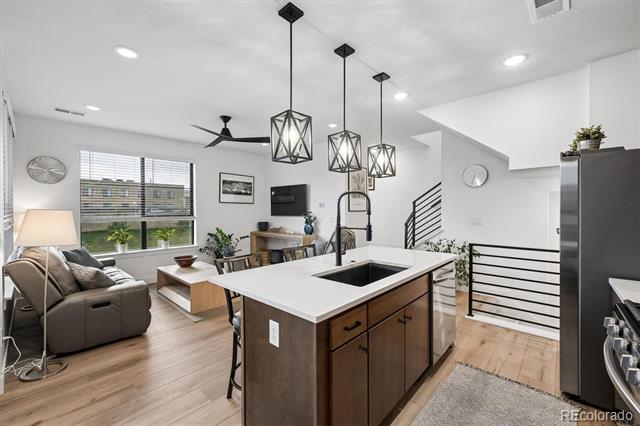 2064 S Holly Street Unit: 2-6