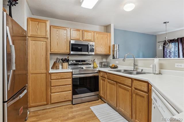 1953 E 102nd Circle