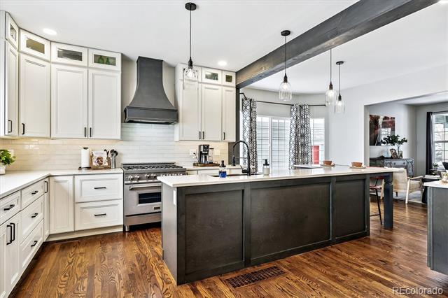 10031 Heywood Lane