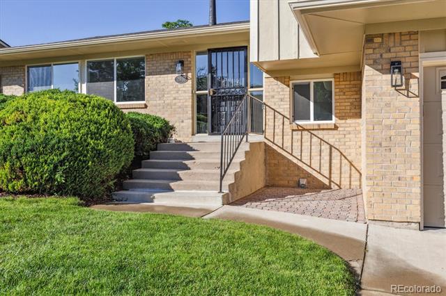 2931 S Sidney Court