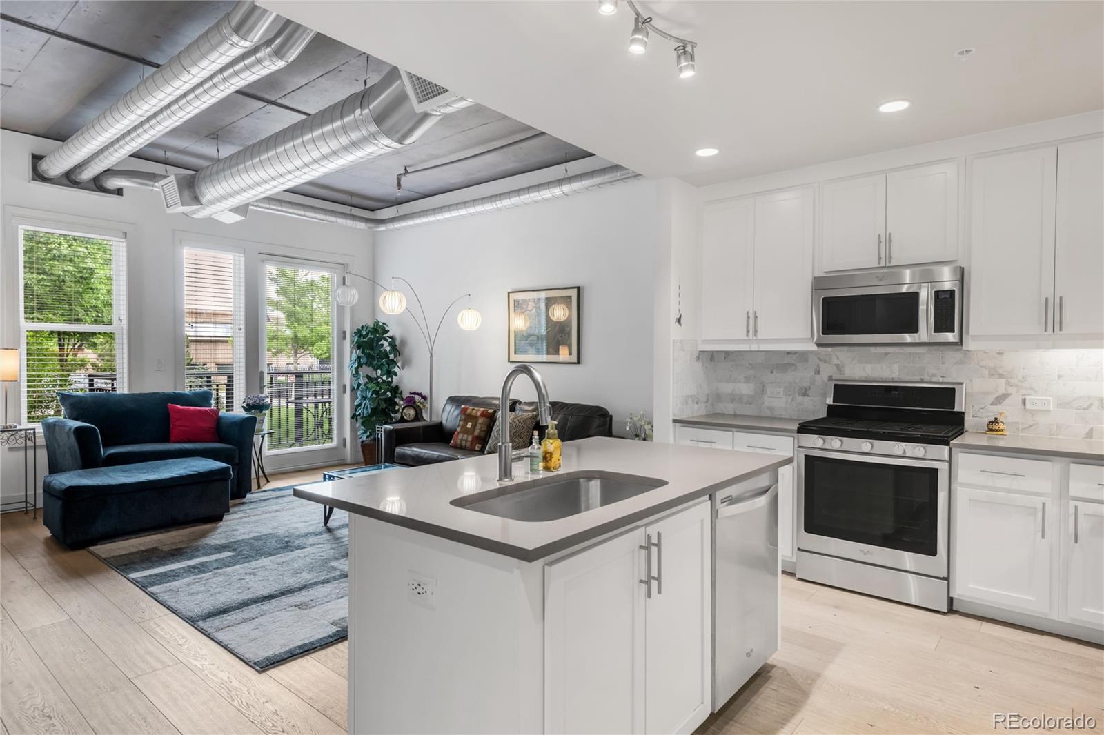 3401 Arapahoe Avenue Unit: 105
