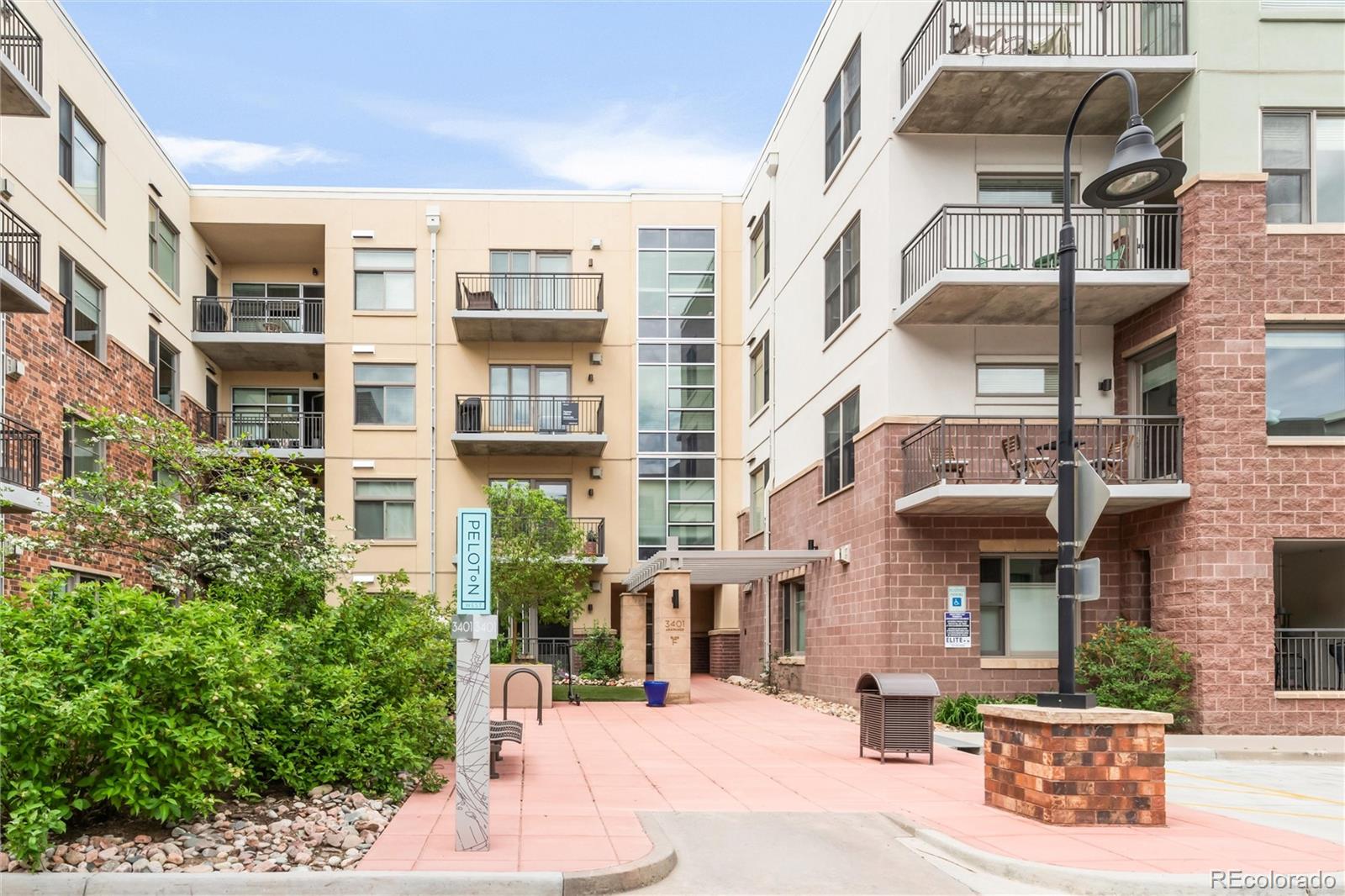 3401 Arapahoe Avenue Unit: 105