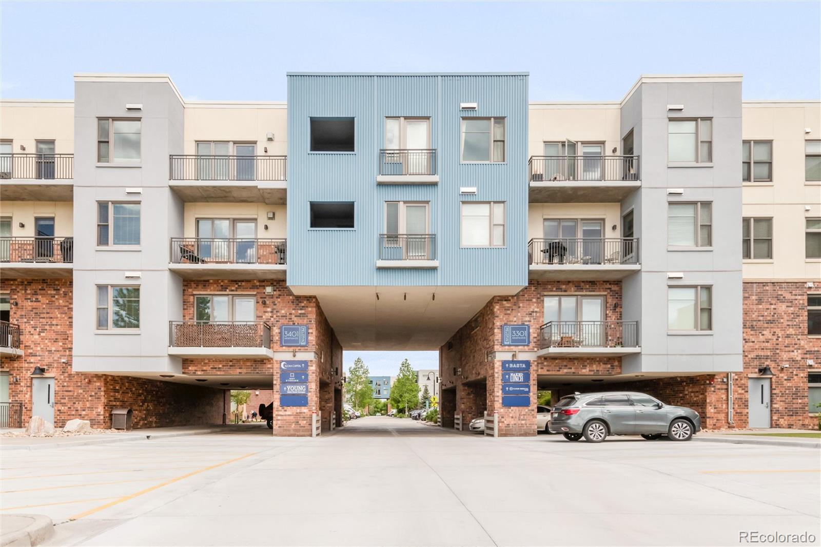 3401 Arapahoe Avenue Unit: 105