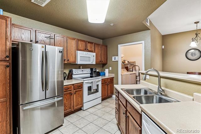 5704 N Gibralter Way Unit: 105
