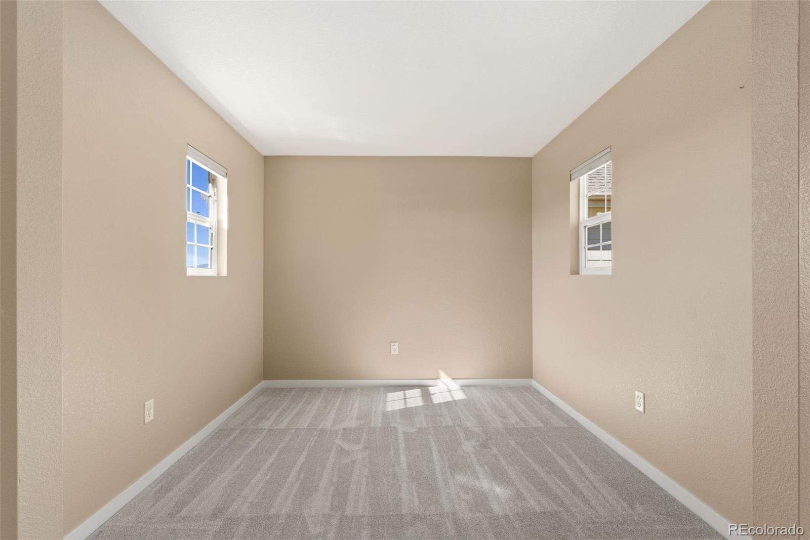 3776 Red Deer Trail