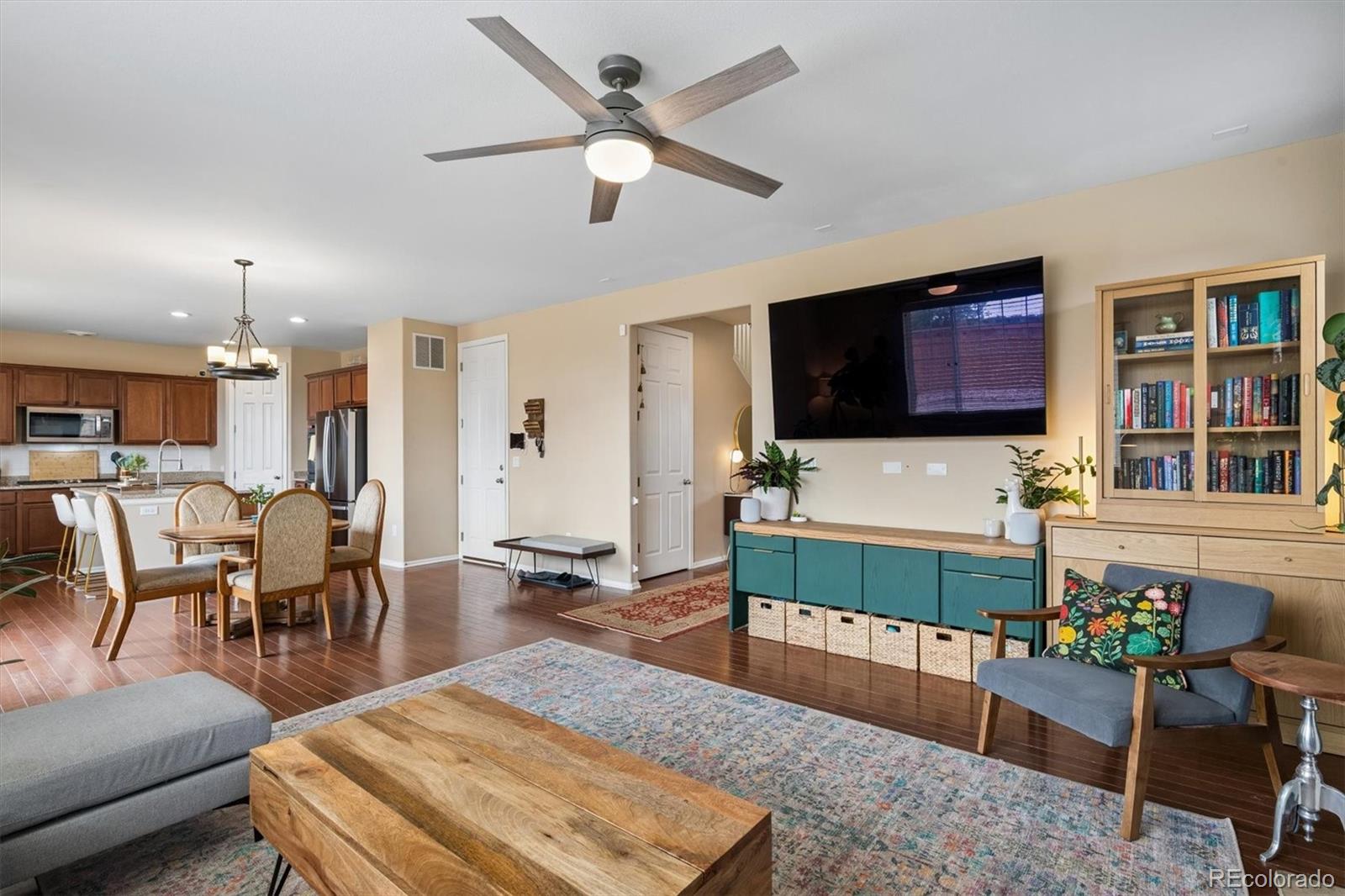 5072 S Netherland Way