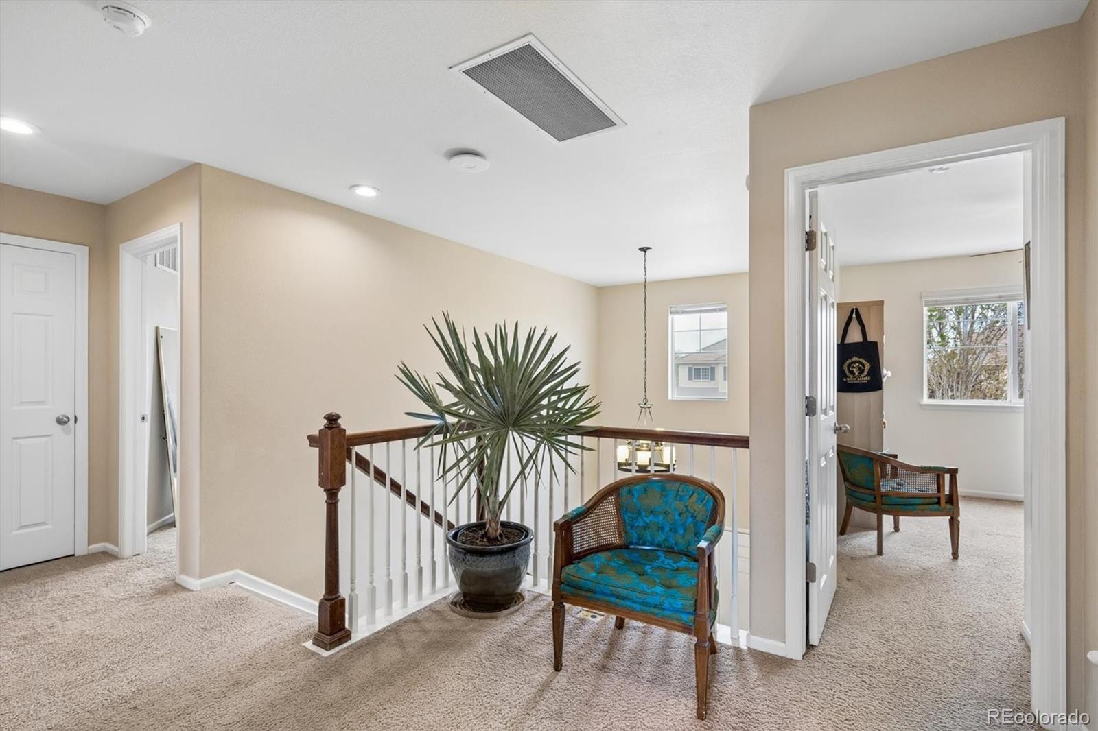 5072 S Netherland Way