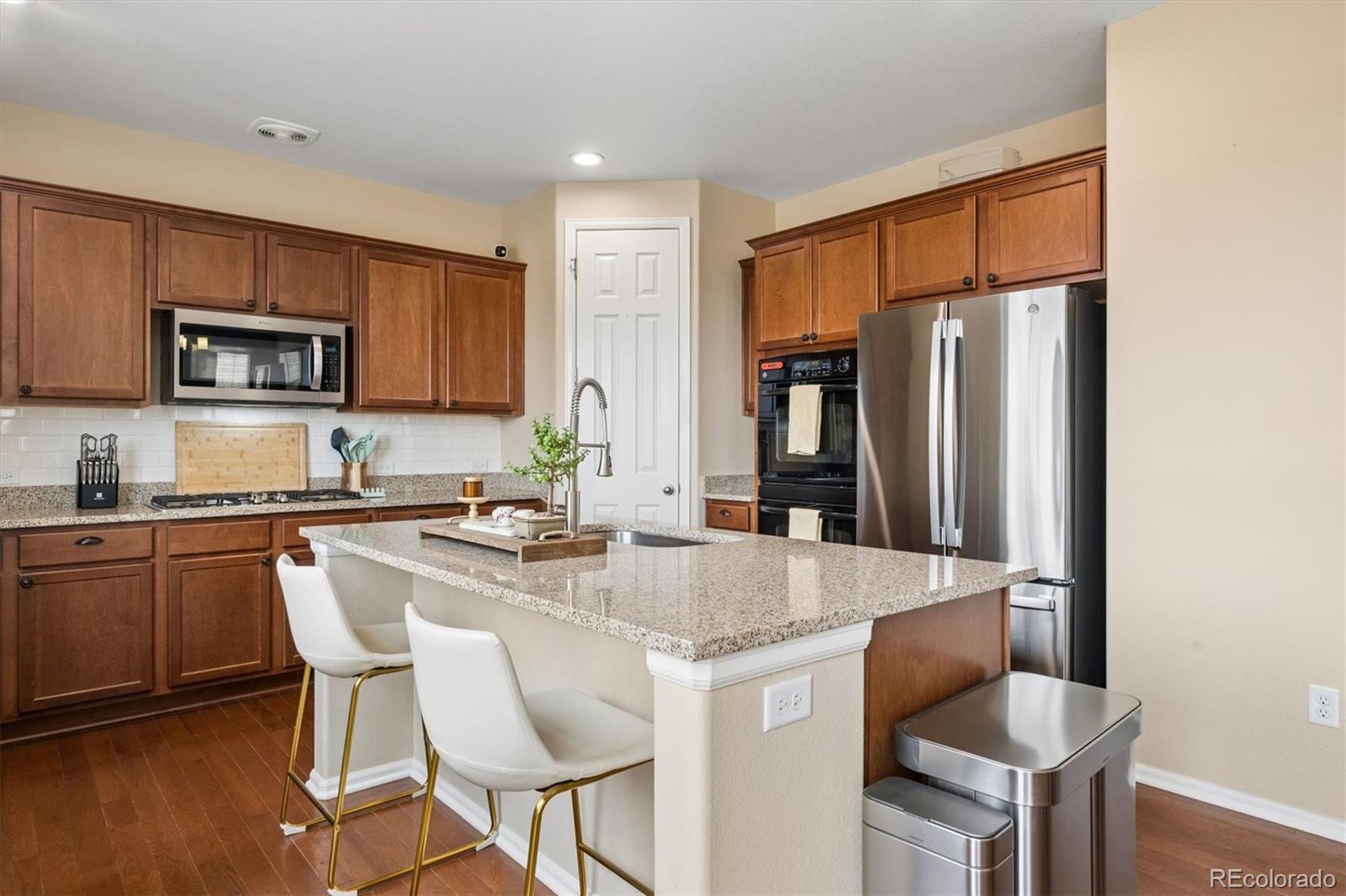 5072 S Netherland Way