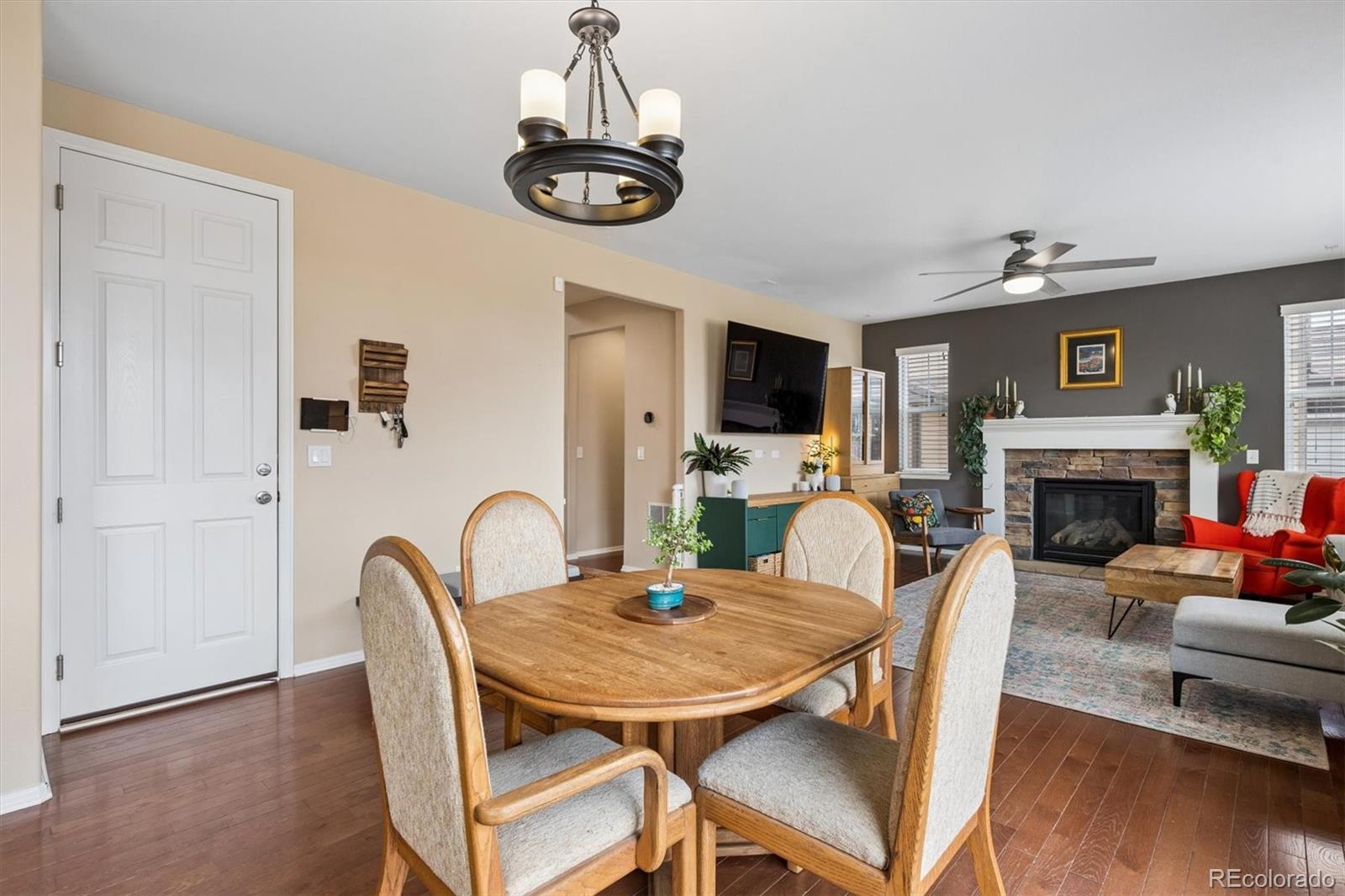 5072 S Netherland Way