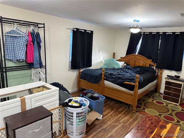 1423 W 103rd Place