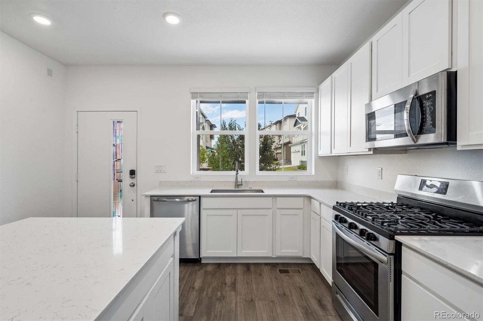 1426 Sun Way