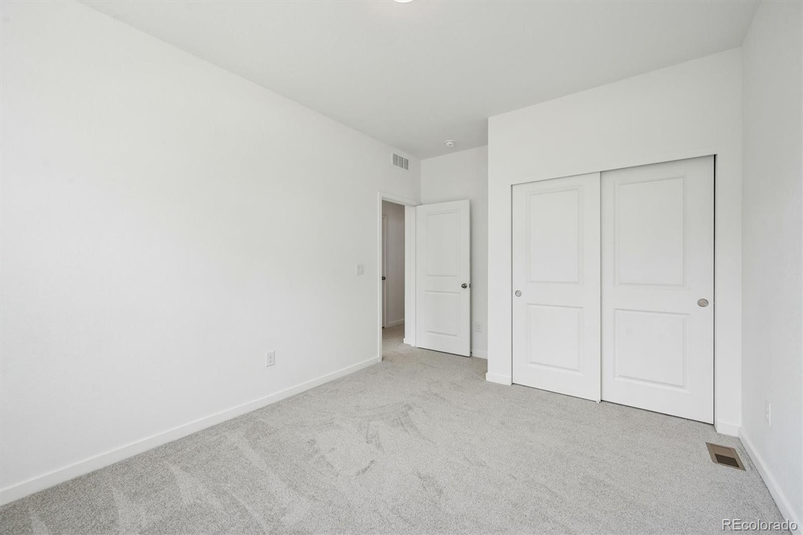 1426 Sun Way
