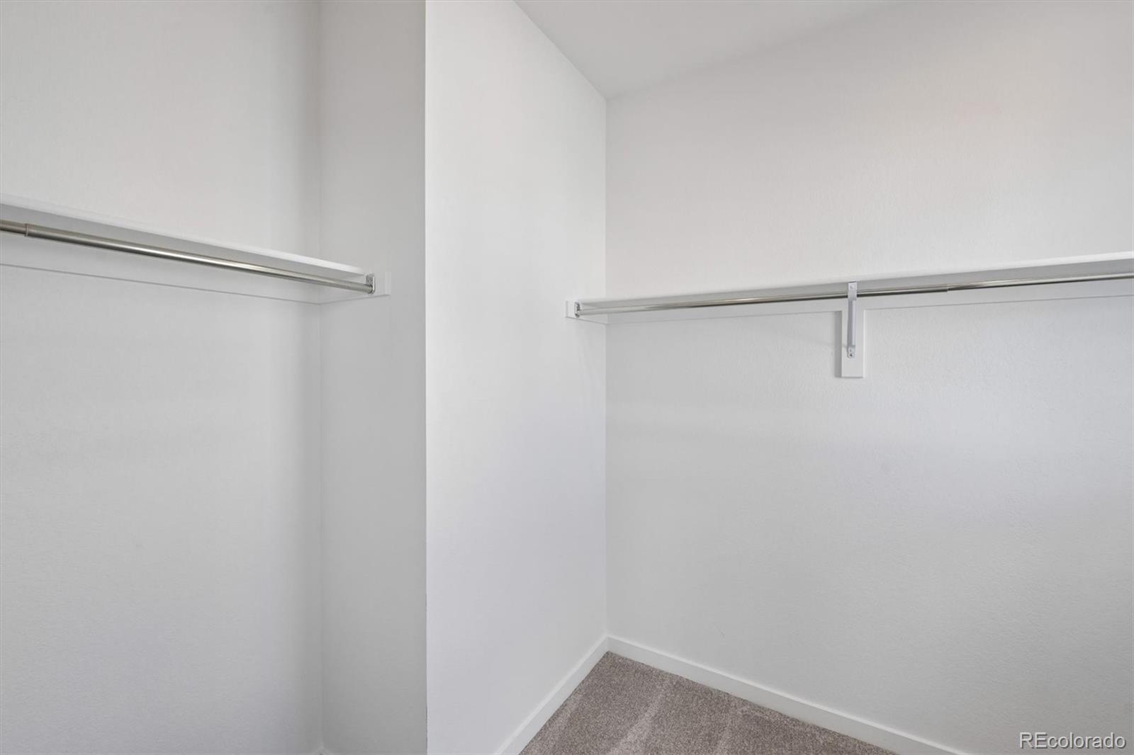 1426 Sun Way