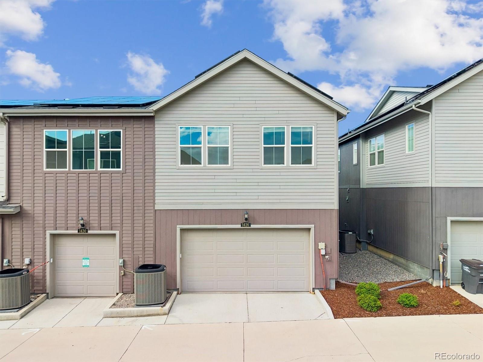 1426 Sun Way