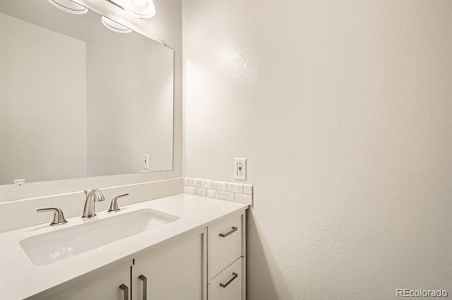 3021 11th Avenue Unit: 15