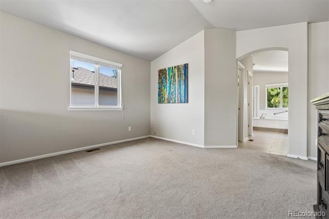 5725 Glenstone Drive