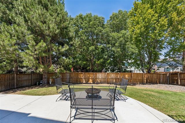 5725 Glenstone Drive