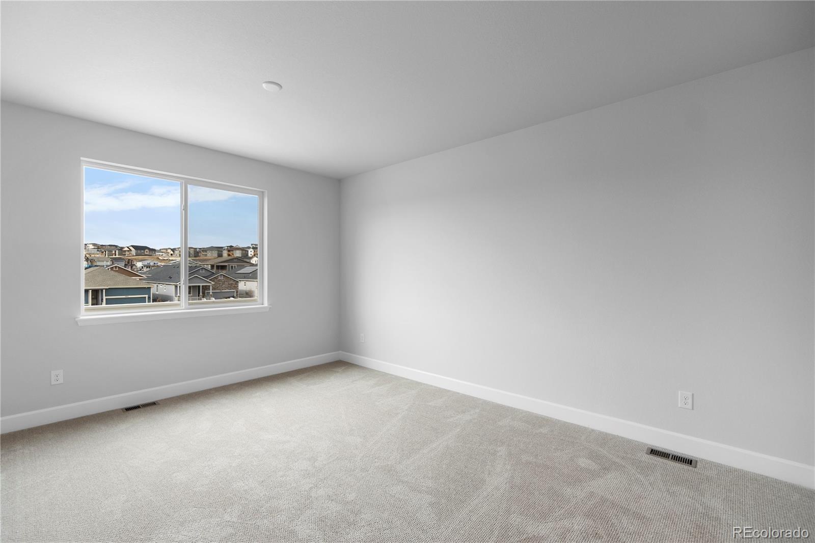 2149 Peralta Loop
