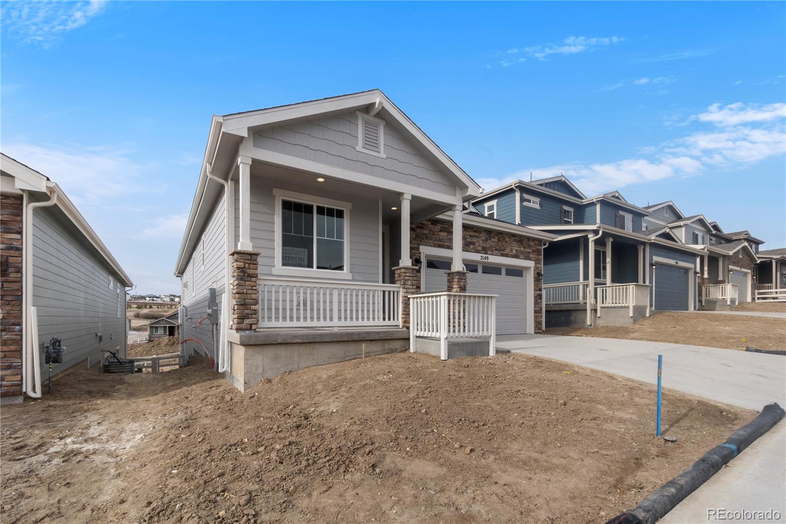 2149 Peralta Loop