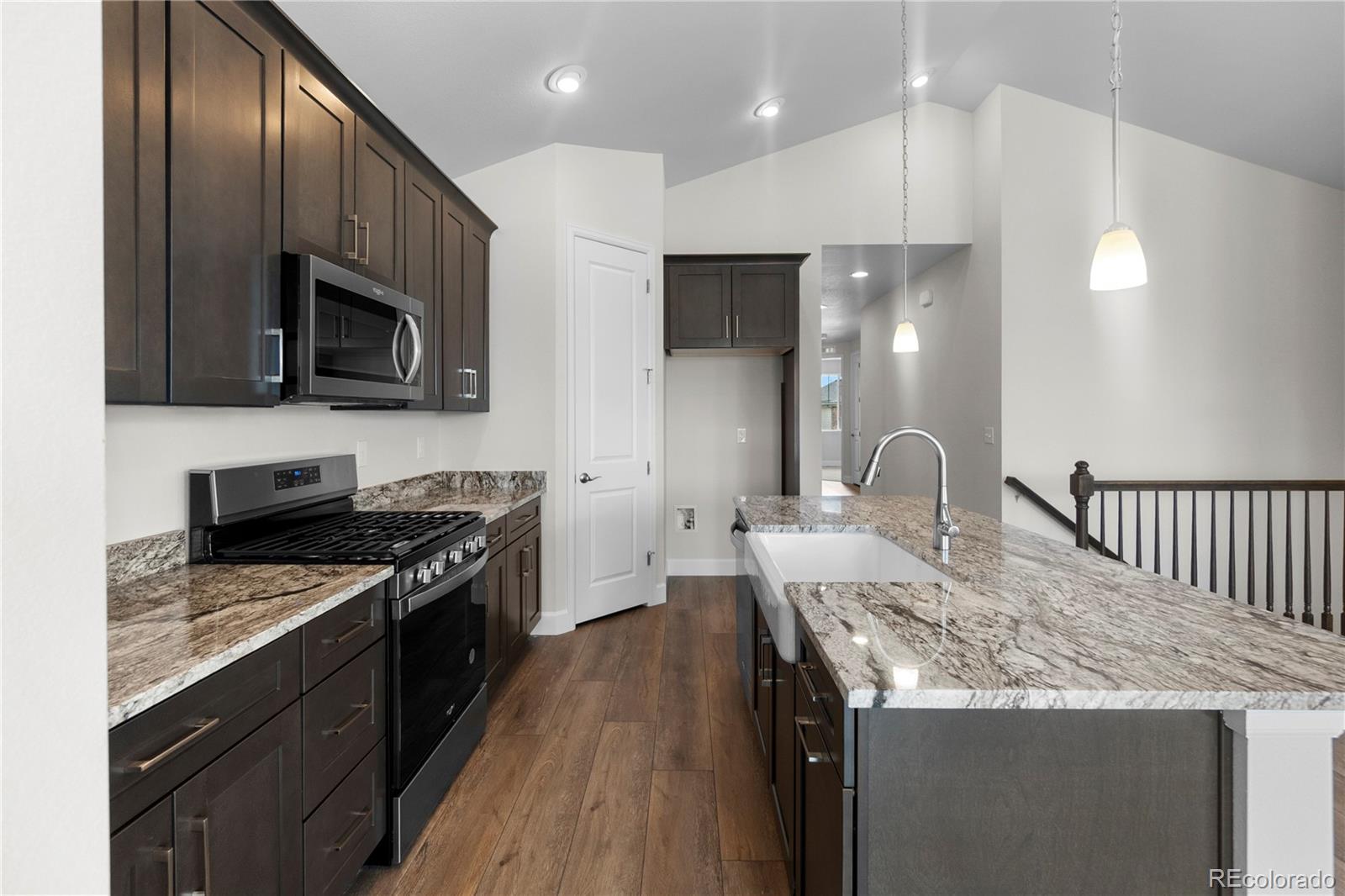 2149 Peralta Loop