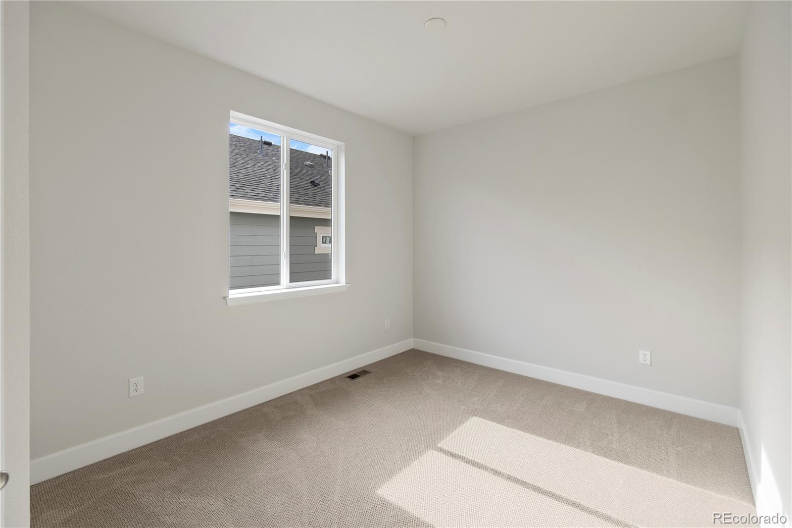 2149 Peralta Loop